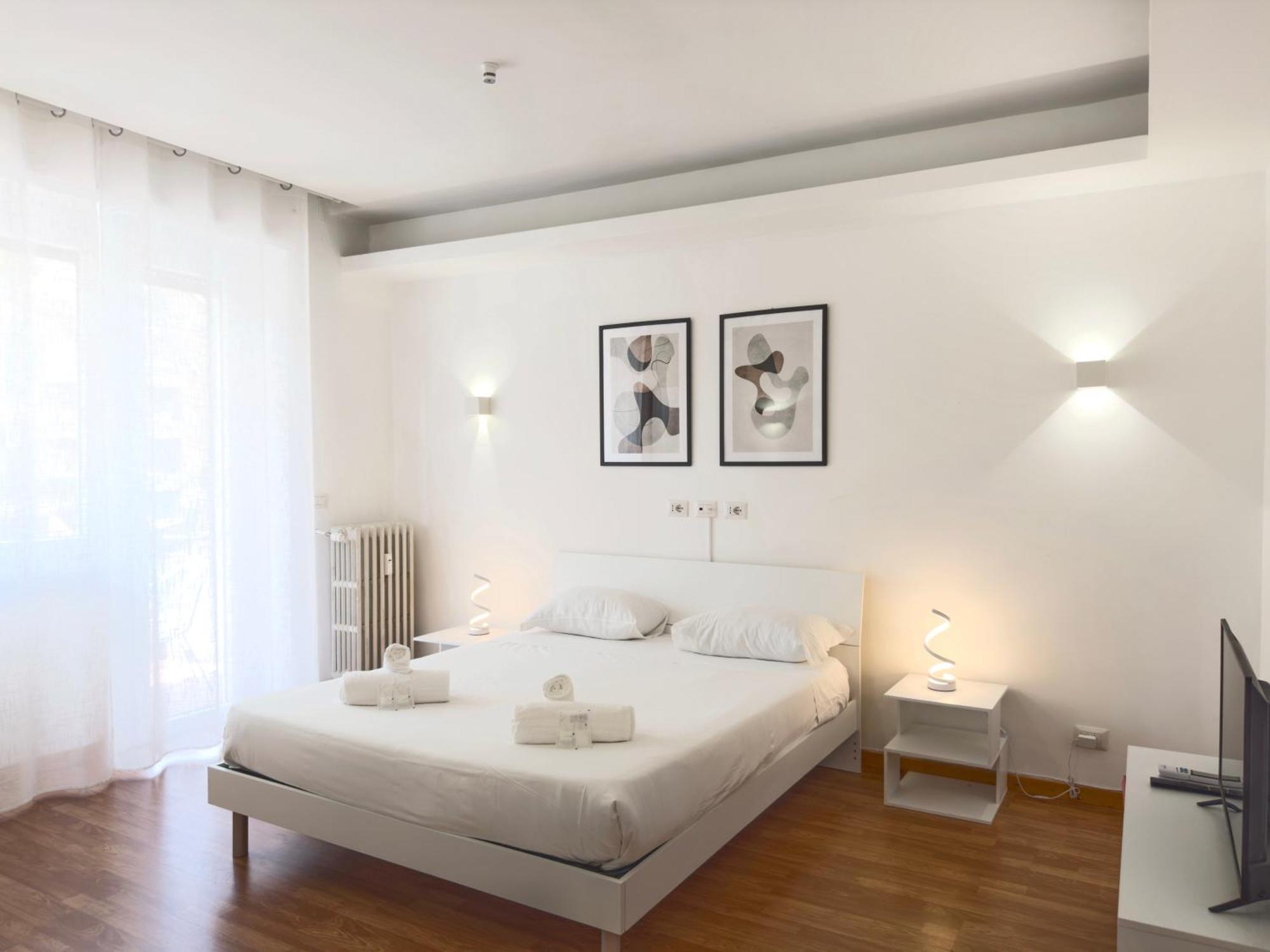Lejlighed Golden Essence Apartment - Terrace & Metro *
